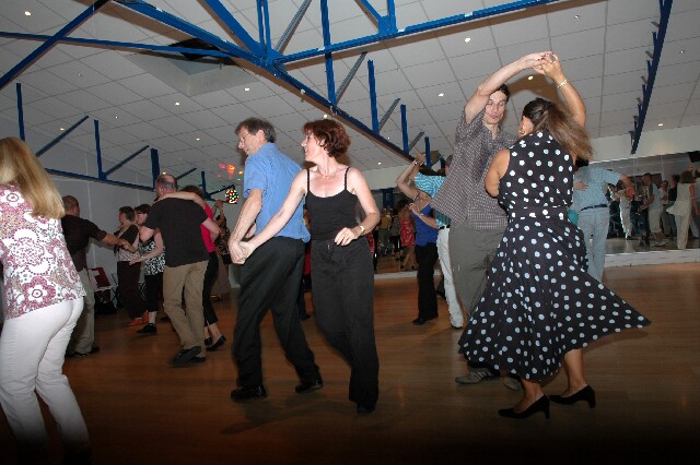 min 2008 06 28 aupra dance 106